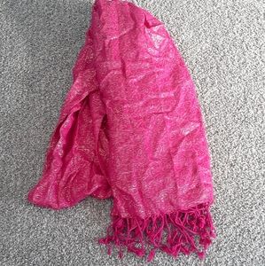 🧣 Beautiful scarf